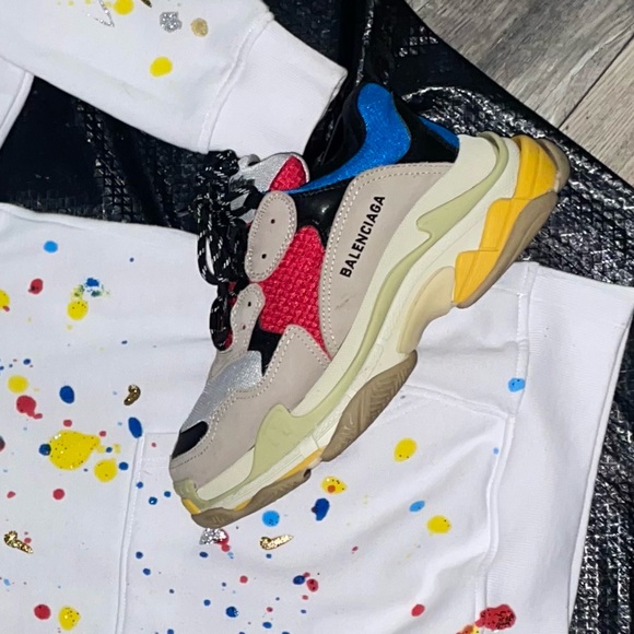 Balenciaga Triple S - Picture 3 of 3